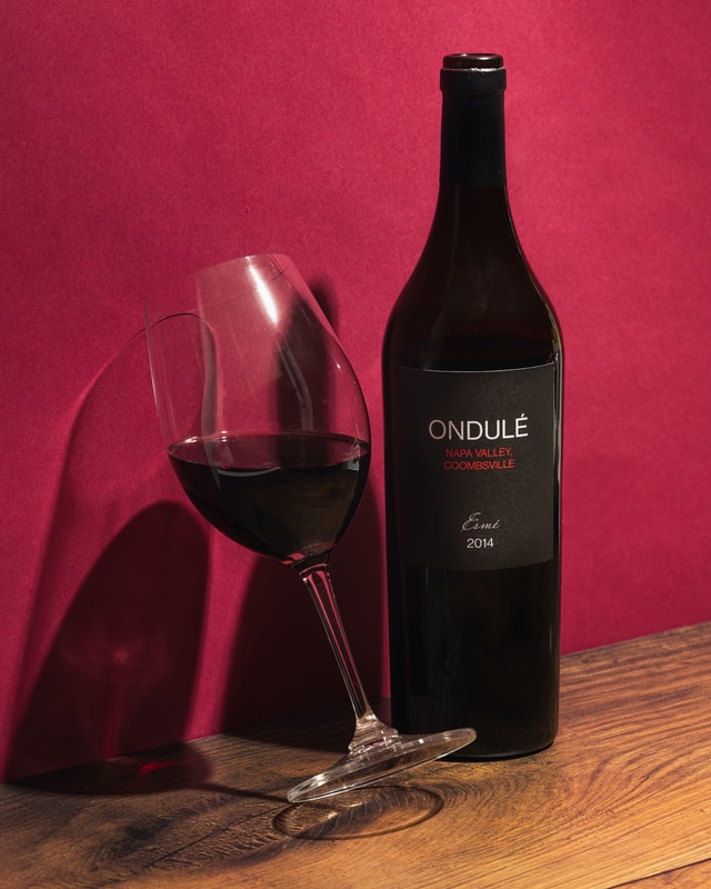 Bottle of wine goutter noire premium | Giancarlo